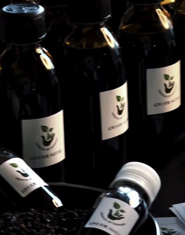 Zelfgemaakte Vliesbessensiroop 200ml